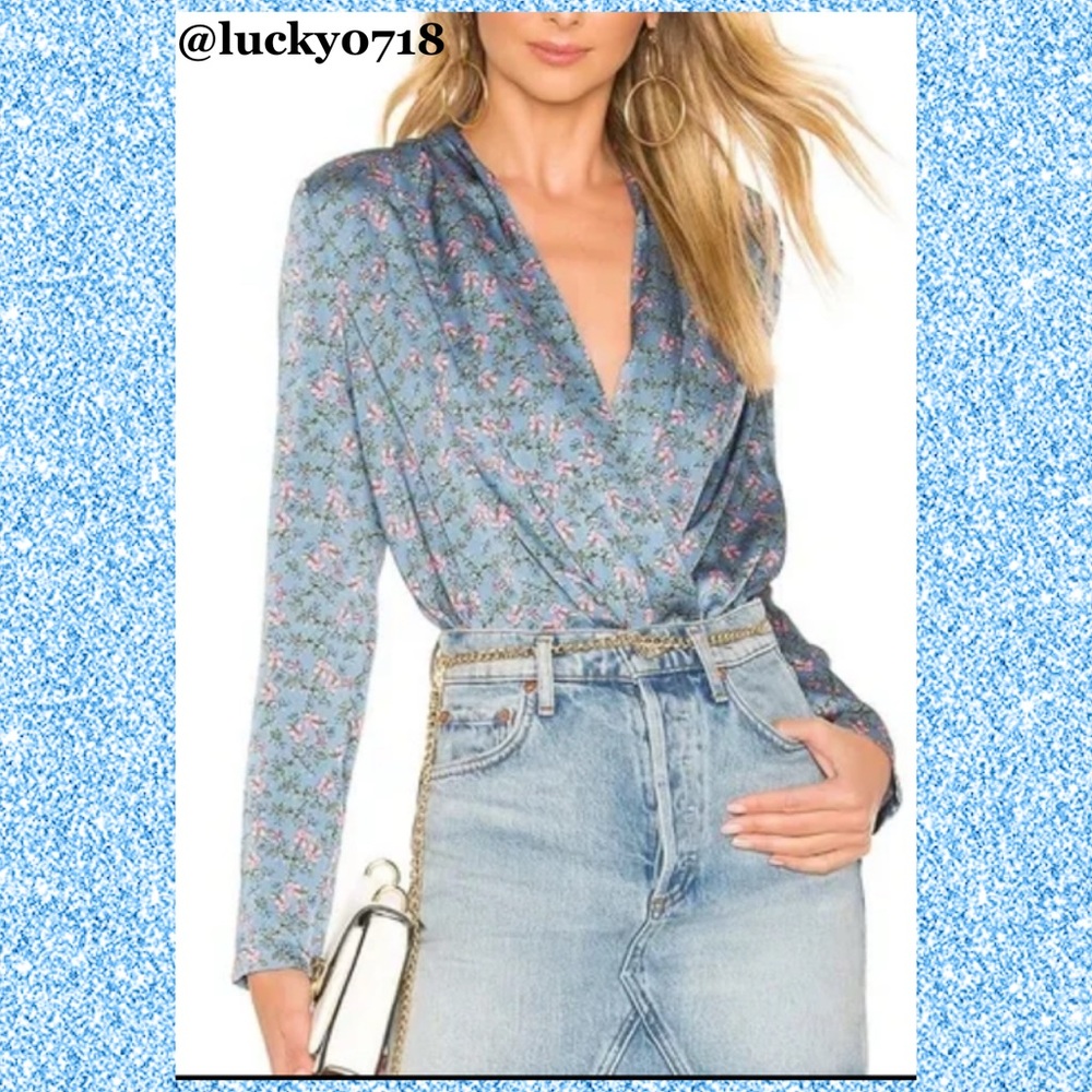 Superdown NWOT Heidi Drape Wrap Blue Floral Long Sleeve Surplice Bodysuit Sz S